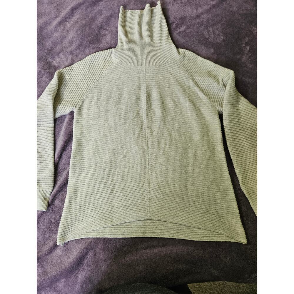 Kuhl Solace Sweater Womens, cream colored marled cowl neck, size S